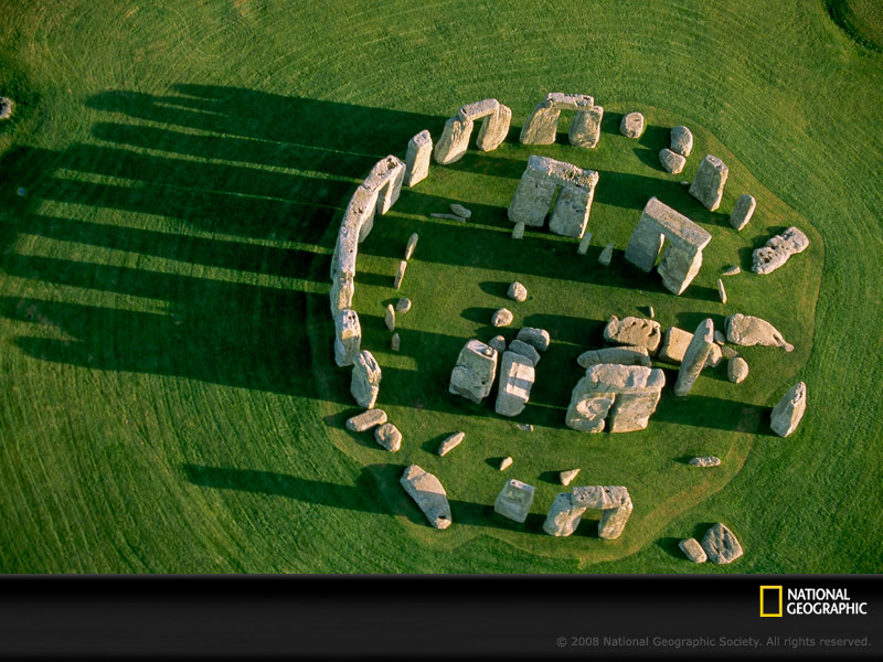 stonehenge-from-above-692016-sw