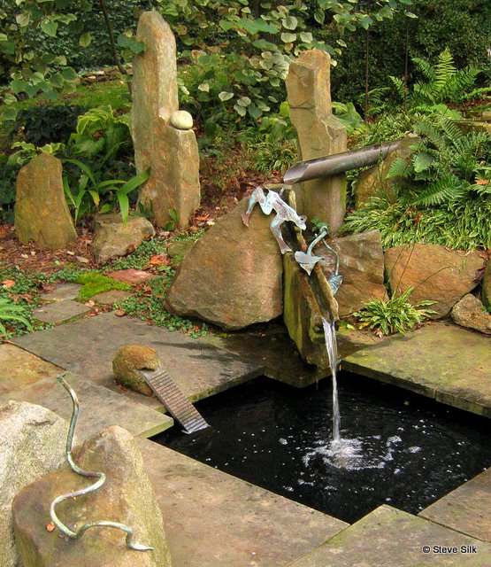 whimsy frog pond