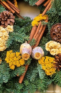 Christmas wreath Swag with cinammon sticks
